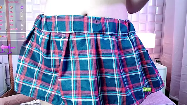 CandyxCosmic online show from February 3, 2025, 3:06 pm