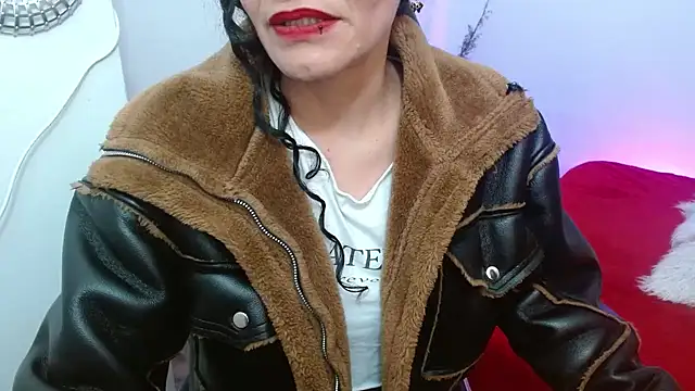 AlexandraJones  online show from February 15, 2025, 4:36 am