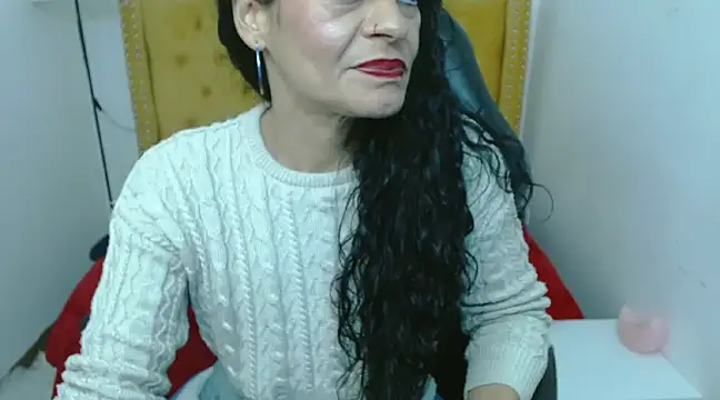 AlexandraJones  online show from February 22, 2025, 7:12 am