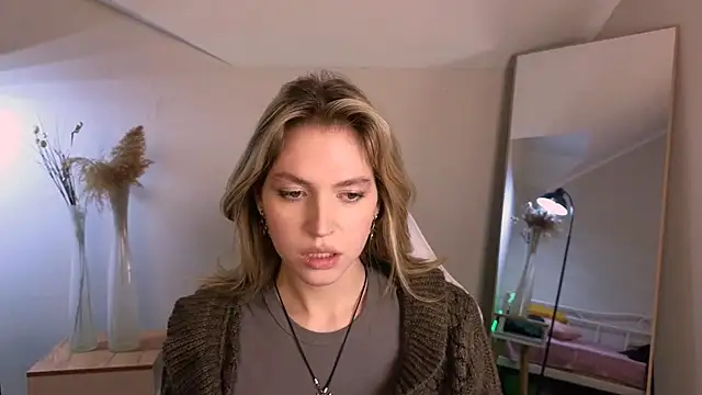 Niky  Jess online show from January 21, 2025, 8:11 pm