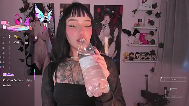 Sweet-bunny1 online show from October 14, 2025, 9:26 pm