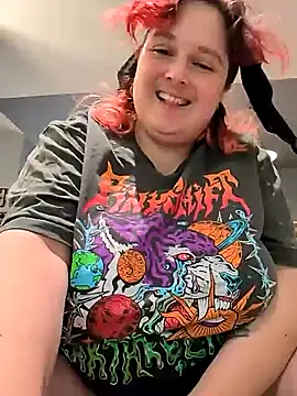 Snapshot of LadyRochester chatting on July 2, 2026, 11:44 pm LadyRochester online show from July 2, 2026, 11:44 pm