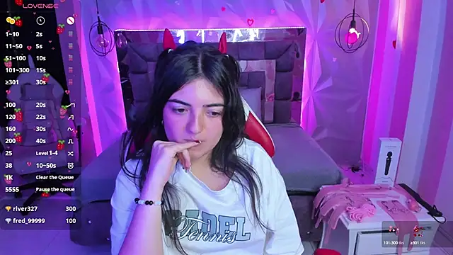 meraki fraise online show from January 15, 2025, 10:57 pm