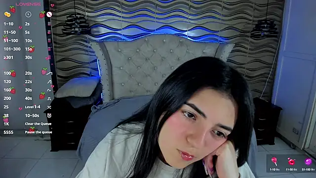 meraki fraise online show from January 26, 2025, 7:31 pm