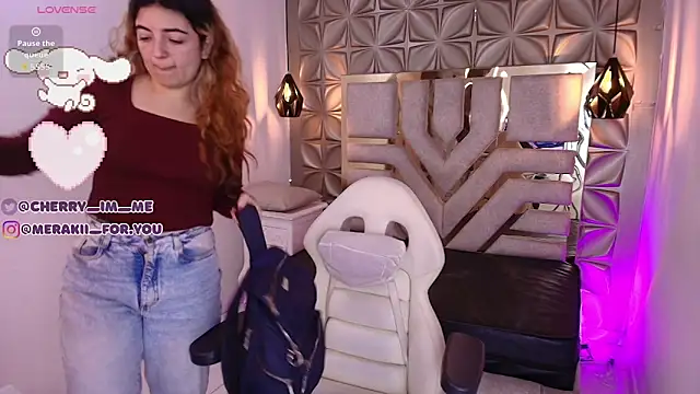 meraki fraise online show from December 4, 2025, 7:33 pm