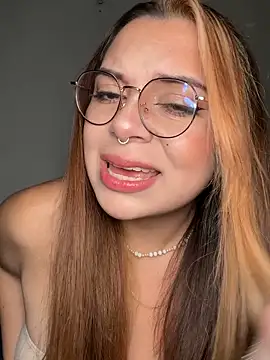 NatyOlson online show from September 27, 2025, 3:33 am