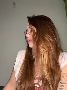 NatyOlson online show from October 5, 2025, 1:59 am