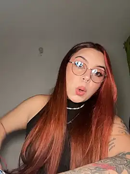 NatyOlson online show from November 8, 2025, 4:34 am