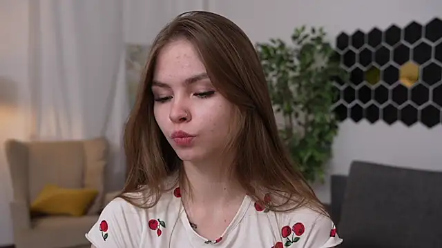 CherrylReid online show from December 5, 2024, 8:22 pm