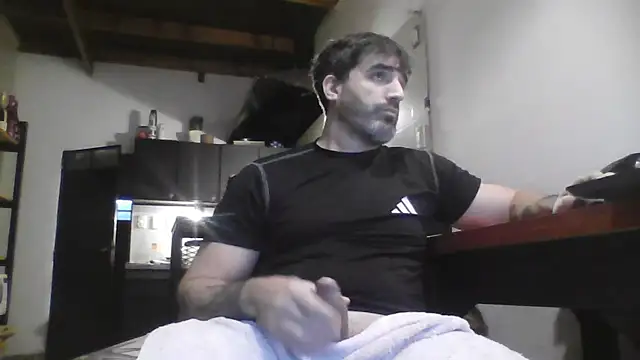 Snapshot of ozzypsico13 chatting on June 1, 2026, 4:09 pm ozzypsico13 online show from June 1, 2026, 4:09 pm