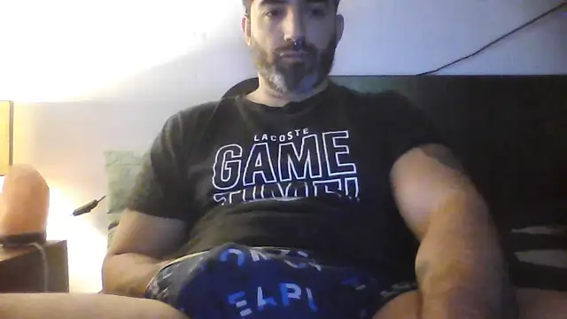 ozzypsico13 online show from June 27, 2026, 11:37 am