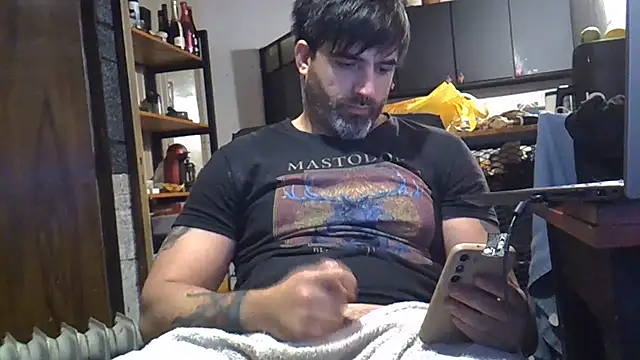 ozzypsico13 online show from July 7, 2026, 9:30 pm