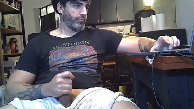 ozzypsico13 online show from July 20, 2026, 1:57 pm
