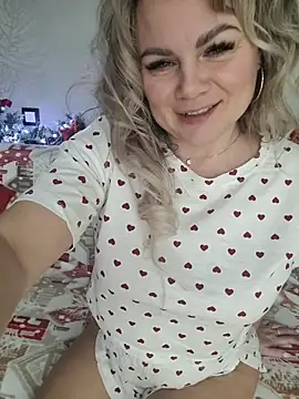 candy queeen online show from January 8, 2026, 4:15 am