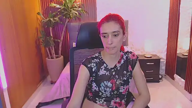 Ruby Your Milf online show from February 26, 2025, 8:33 pm