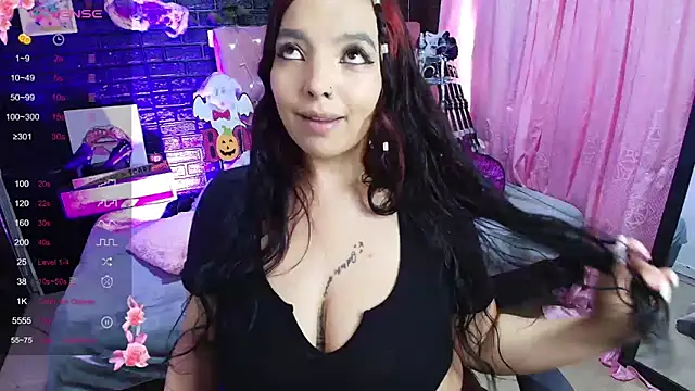loren tits24 online show from October 22, 2025, 7:57 pm