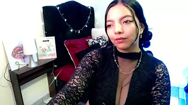 Snapshot of loren_tits24 chatting on June 25, 2026, 9:19 pm loren tits24 online show from June 25, 2026, 9:19 pm