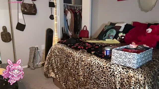 babybimbo online show from April 11, 2026, 8:35 pm