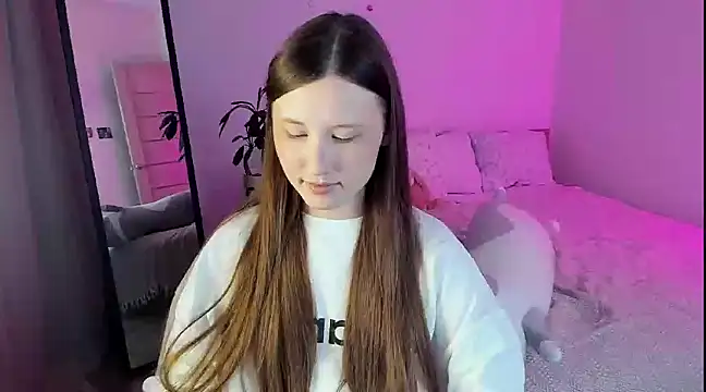 Stella Sunny online show from February 27, 2025, 11:59 pm