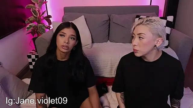 jane hart  online show from October 1, 2025, 11:44 pm