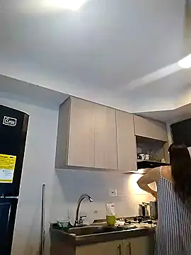 natalie cowens online show from February 12, 2025, 12:58 am