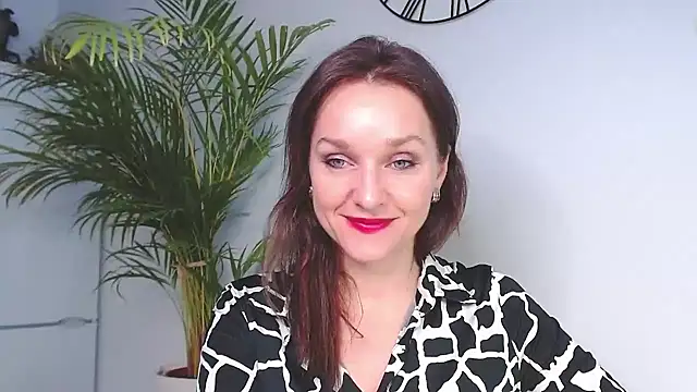 AliciaDesire online show from December 10, 2024, 11:00 am