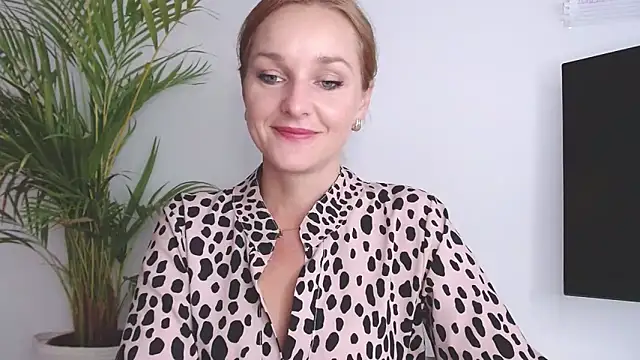 AliciaDesire online show from September 26, 2025, 6:39 am