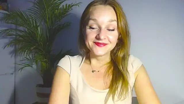 AliciaDesire online show from November 25, 2025, 2:28 pm