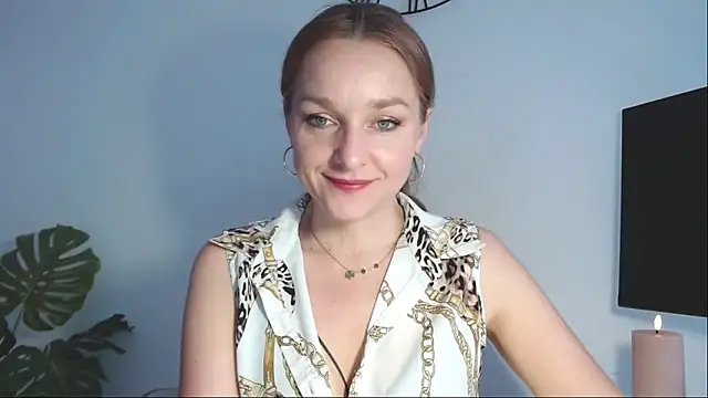 AliciaDesire online show from March 12, 2026, 6:52 am