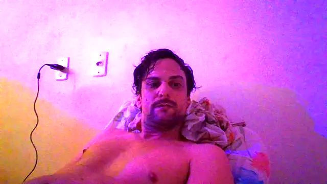 couplemilk online show from May 4, 2026, 1:45 am