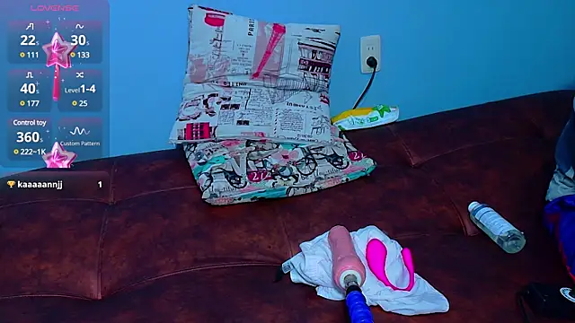 clydexxxbunny online show from January 15, 2025, 7:48 am