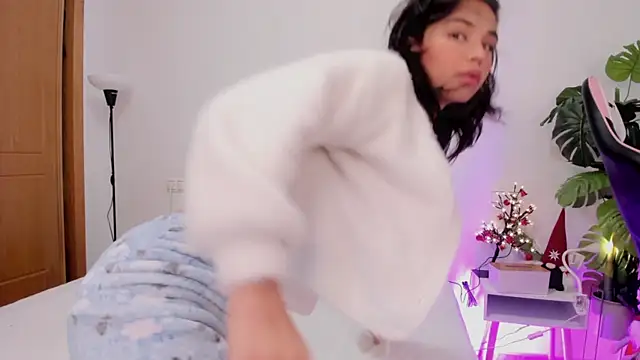 Adriennesexxx online show from December 31, 2024, 11:09 am