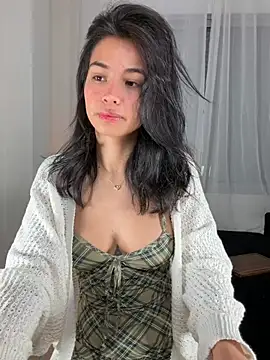 Snapshot of Adriennesexxx chatting on May 1, 2026, 10:20 am Adriennesexxx online show from May 1, 2026, 10:20 am
