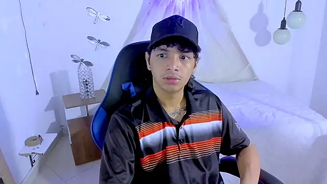 Snapshot of Brand_habes chatting on November 8, 2025, 2:50 pm Brand habes online show from November 8, 2025, 2:50 pm