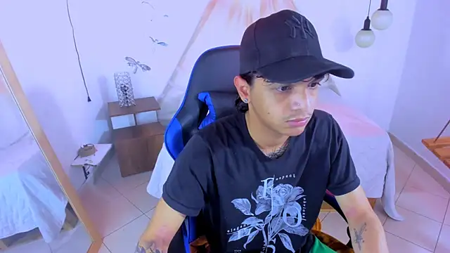 Snapshot of Brand_habes chatting on November 23, 2025, 6:57 am Brand habes online show from November 23, 2025, 6:57 am