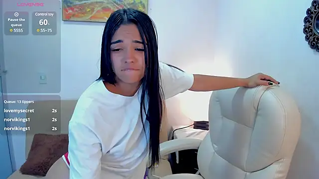 michellemontoya- online show from February 10, 2025, 6:56 pm