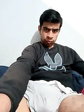 Snapshot of Cuessy chatting on October 18, 2025, 3:24 pm Cuessy online show from October 18, 2025, 3:24 pm