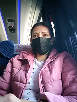 Lunababymylove online show from January 31, 2025, 2:17 pm