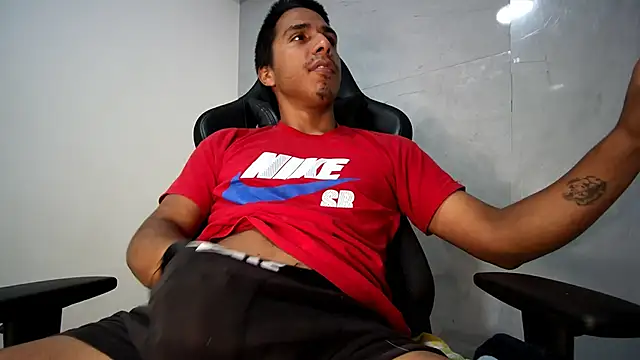 michaelhotbbc online show from October 26, 2025, 4:51 am