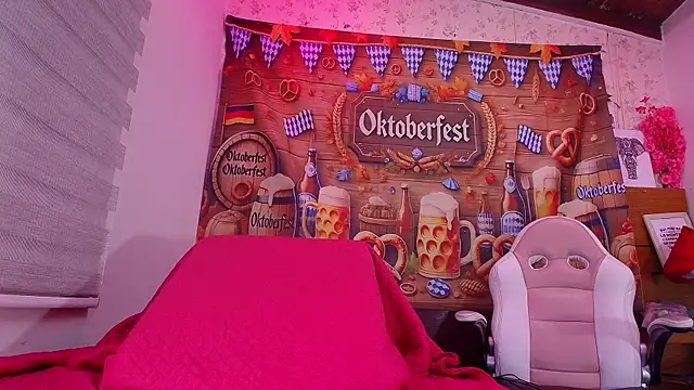 nata luna online show from September 26, 2025, 7:18 pm