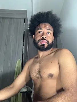 KaelMoreau online show from February 26, 2025, 7:09 am