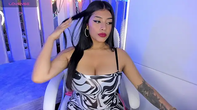 valery ws  online show from March 18, 2025, 6:04 pm