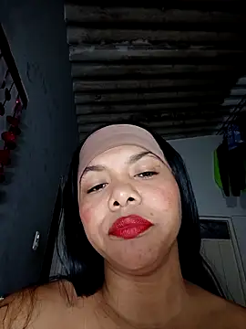 DIORA Latina online show from March 12, 2026, 3:56 am