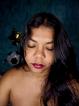 Snapshot of DIORA_Latina chatting on July 20, 2026, 4:05 am DIORA Latina online show from July 20, 2026, 4:05 am