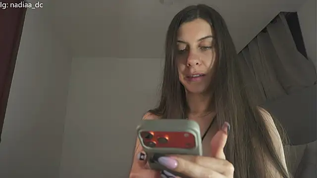 Snapshot of Nadiaa_ chatting on June 14, 2026, 2:24 am Nadiaa online show from June 14, 2026, 2:24 am