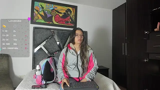 Vahiolet smith online show from October 8, 2025, 3:15 am