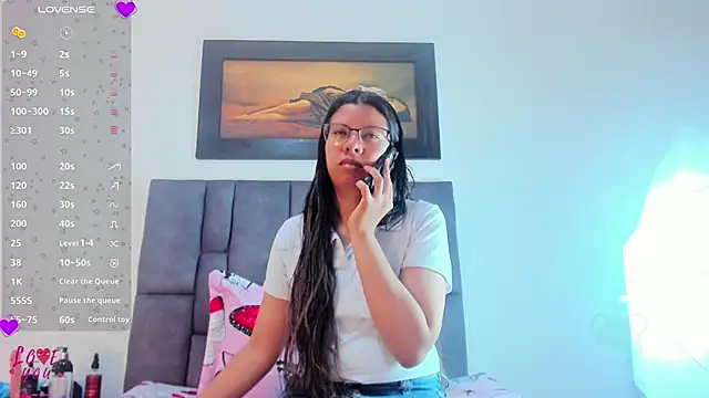 Vahiolet smith online show from April 1, 2026, 3:07 am