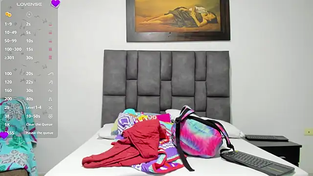 Snapshot of Vahiolet_smith chatting on July 22, 2026, 12:30 pm Vahiolet smith online show from July 22, 2026, 12:30 pm