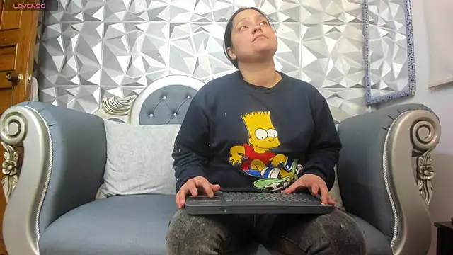 KataleyaStiward online show from December 7, 2024, 1:18 pm