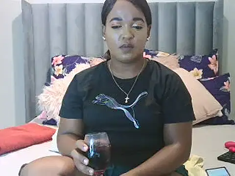 Amberbela online show from January 25, 2025, 5:51 pm